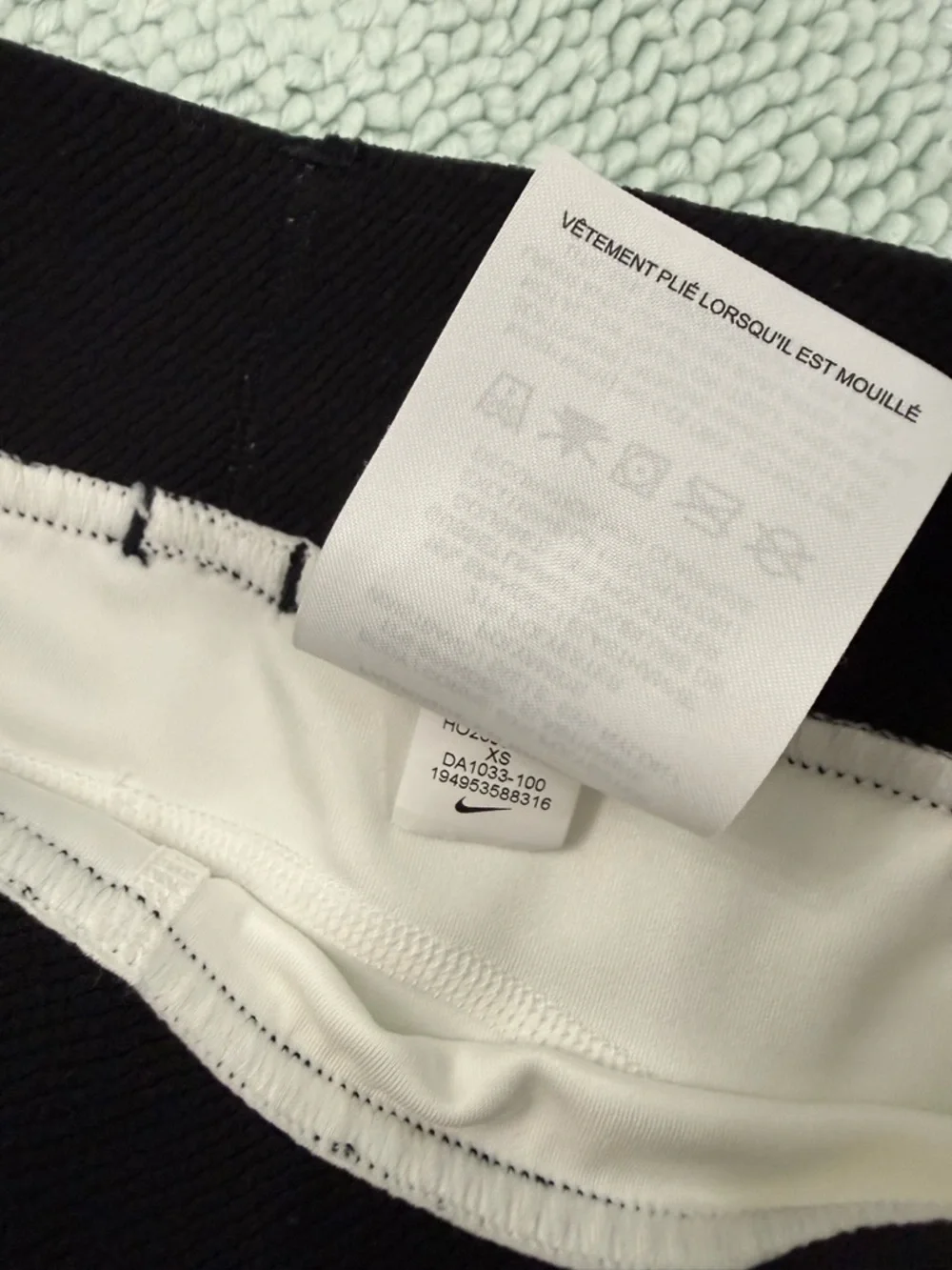 Nike Pro Short Set — White & Charcoal Gray - Picture 4 of 5